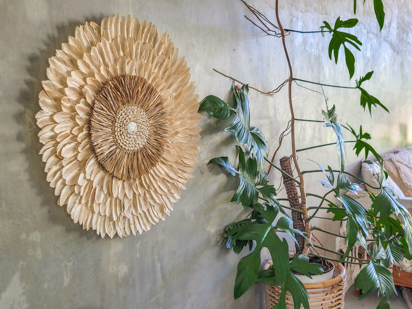 Boho Wandkunst aus Federn – Perfekte Deko für Wohnzimmer