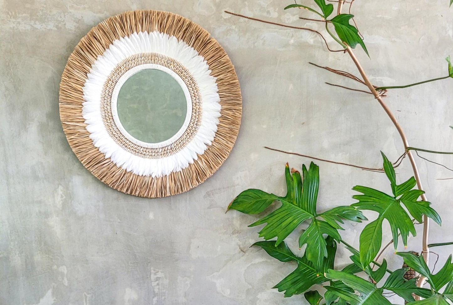Runder Wandspiegel im Boho-Stil – Ø 60cm mit Kauri Muscheln