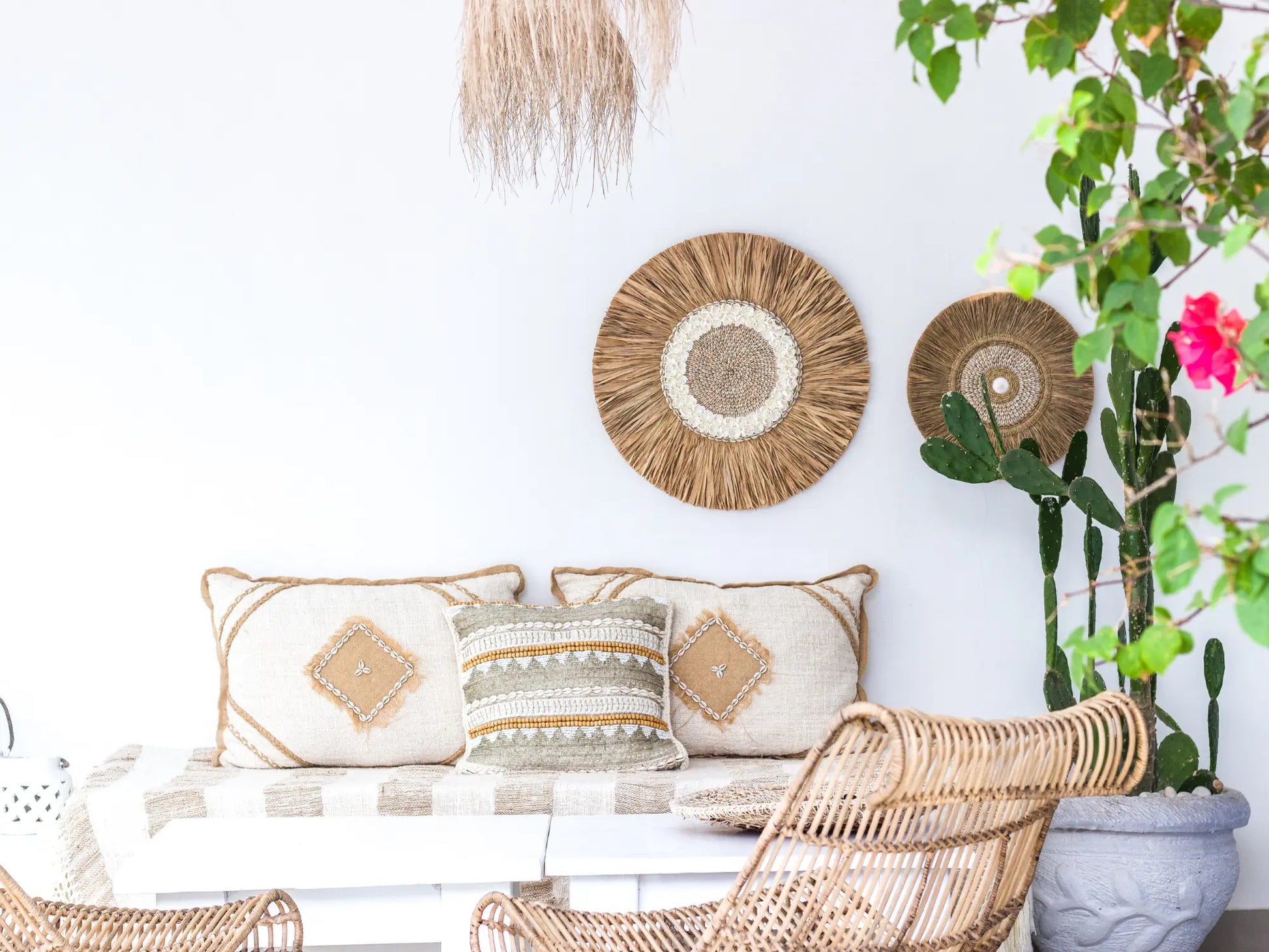 Boho Wandbehang 60 cm mit Kauri Muscheln für entspannte Bali-Vibes