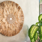 Handgemachte Boho-Dekoration aus Bali, nachhaltige Wandkunst aus Raffia und Muscheln