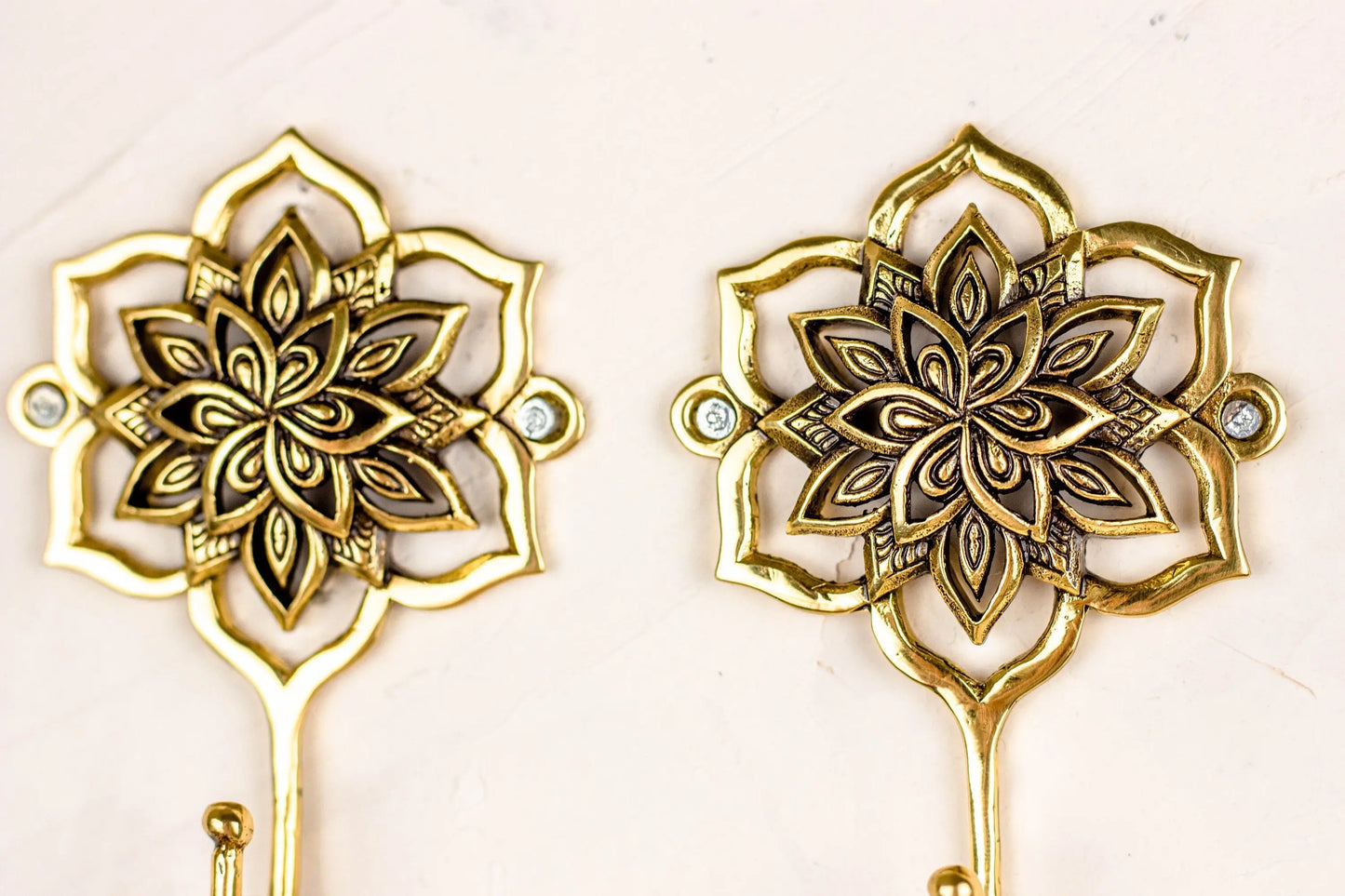 Exklusives Mandala-Design Wandhaken-Set in Gold handgefertigt auf Bali