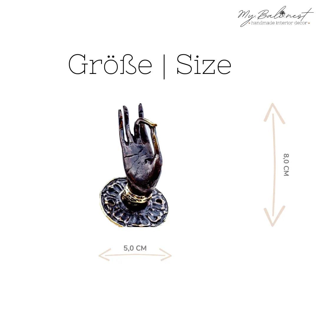 Eleganter Mudra Hand Wandhaken aus Bali für persönliche Wohnakzente